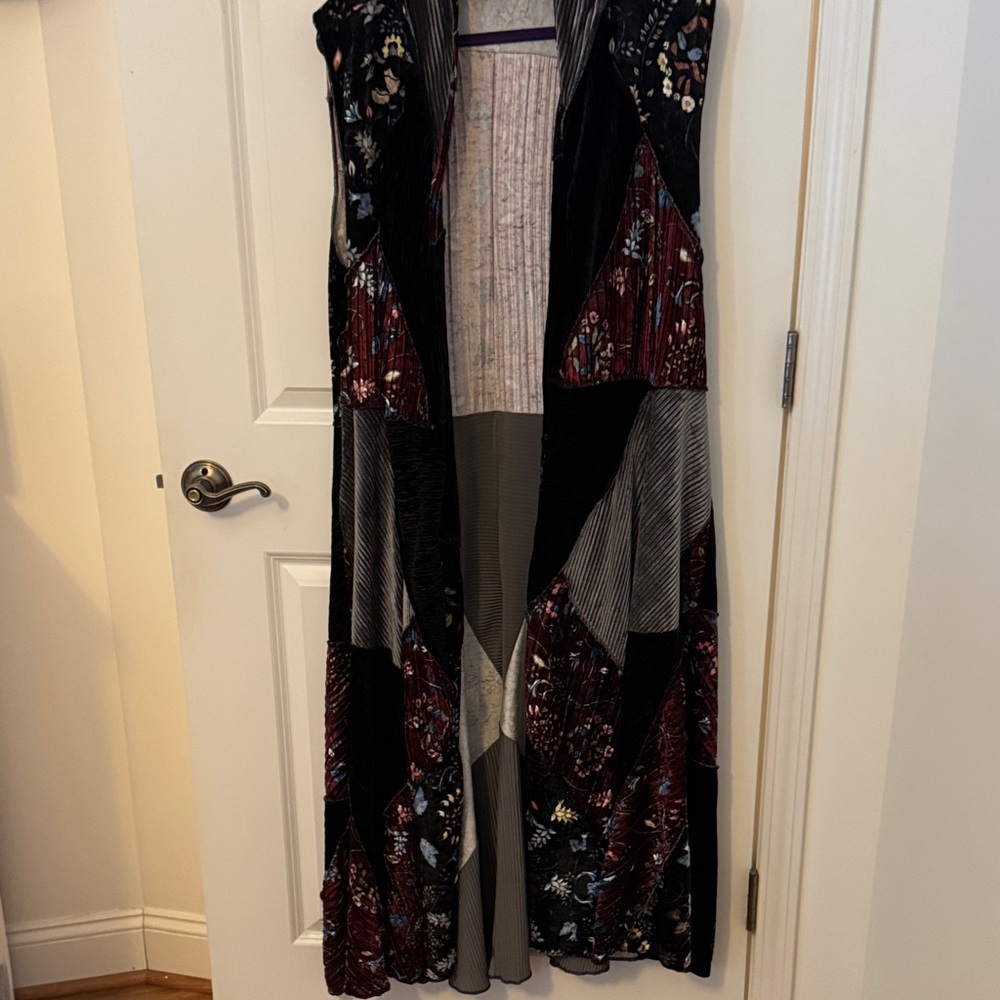 Sleeveless Patchwork Velvet Vest